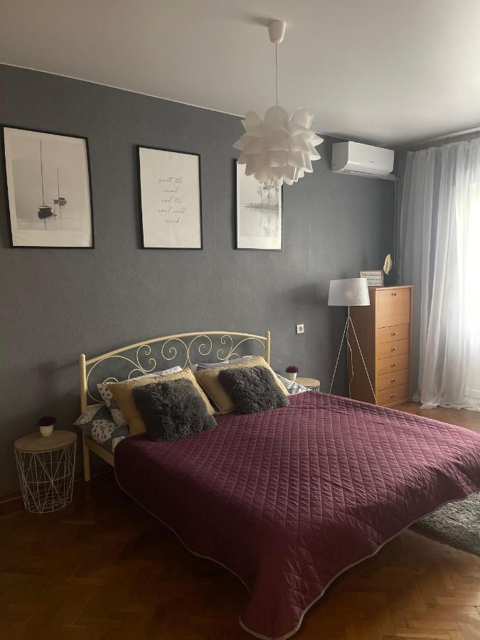 Apartment For A Pleasant Stay Одеса Екстер'єр фото